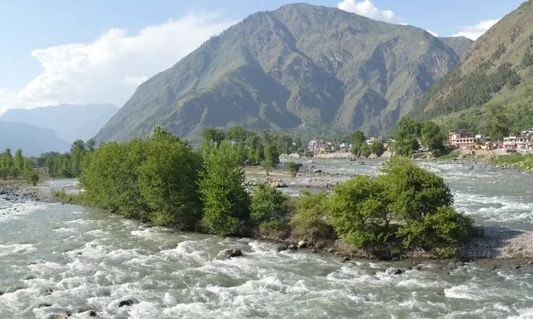 hotels in kasol near manikaran
